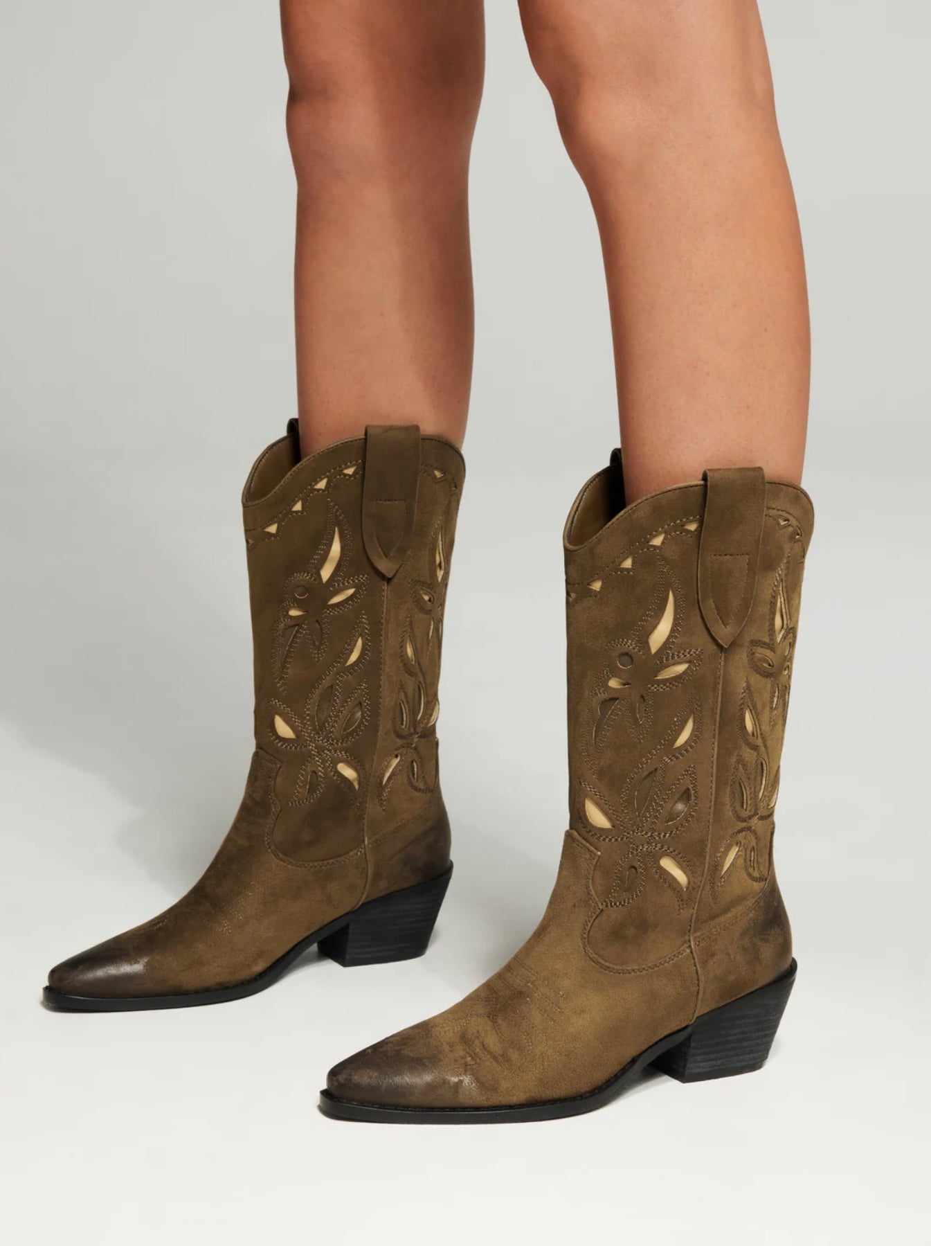 Miley Cowboy Boot Taupe